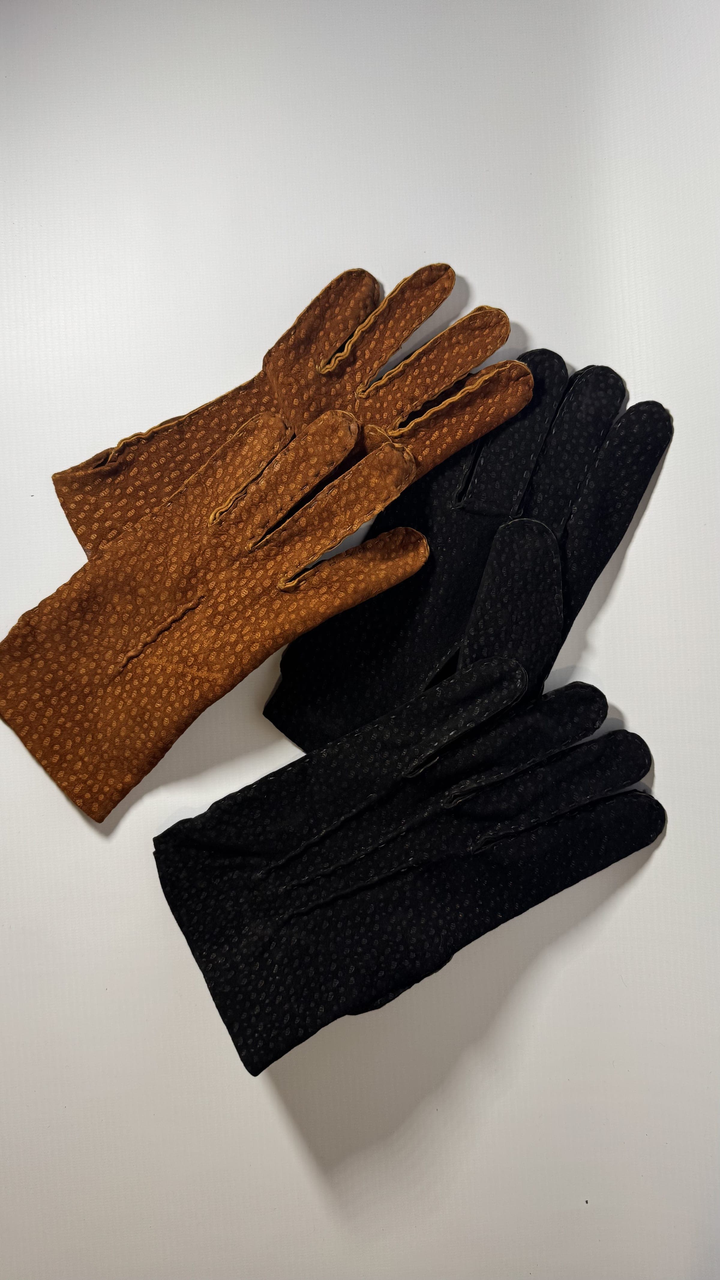 Guantes de carpincho de Casa Carpincho